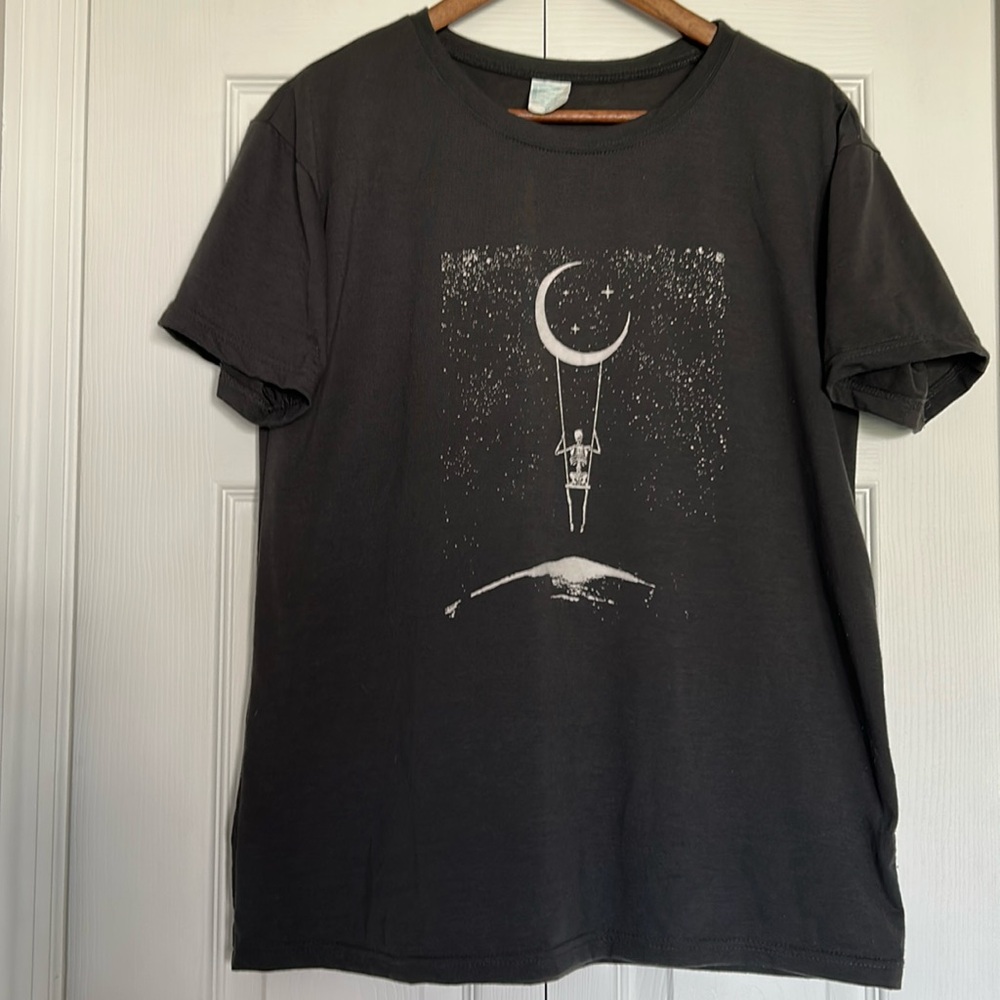 Women’s Short Sleeve Graphic Tee